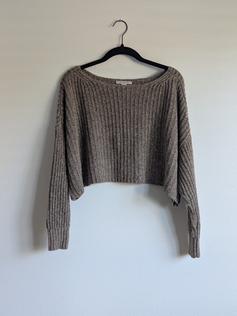 American Eagle Knit Cropped Sweater Scoop Kneck